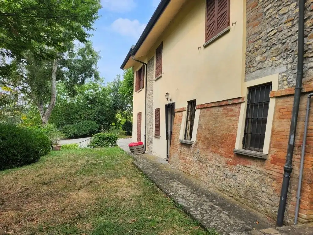 Charming country villa with five bedrooms in Salsomaggiore Parma, featuring traditional architecture.