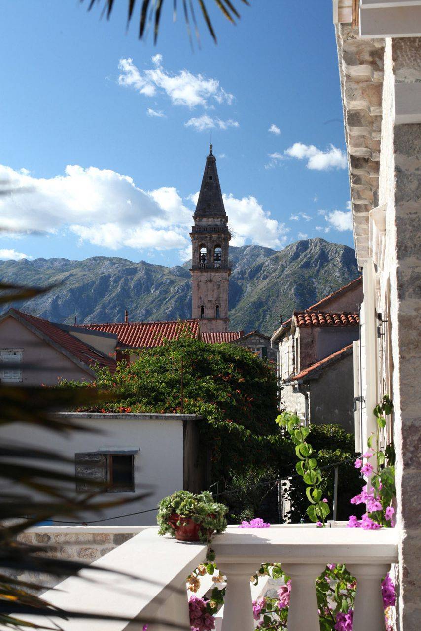 Beautiful-stone-house-for-sale-in-Kotor-MOntenegro-5-1