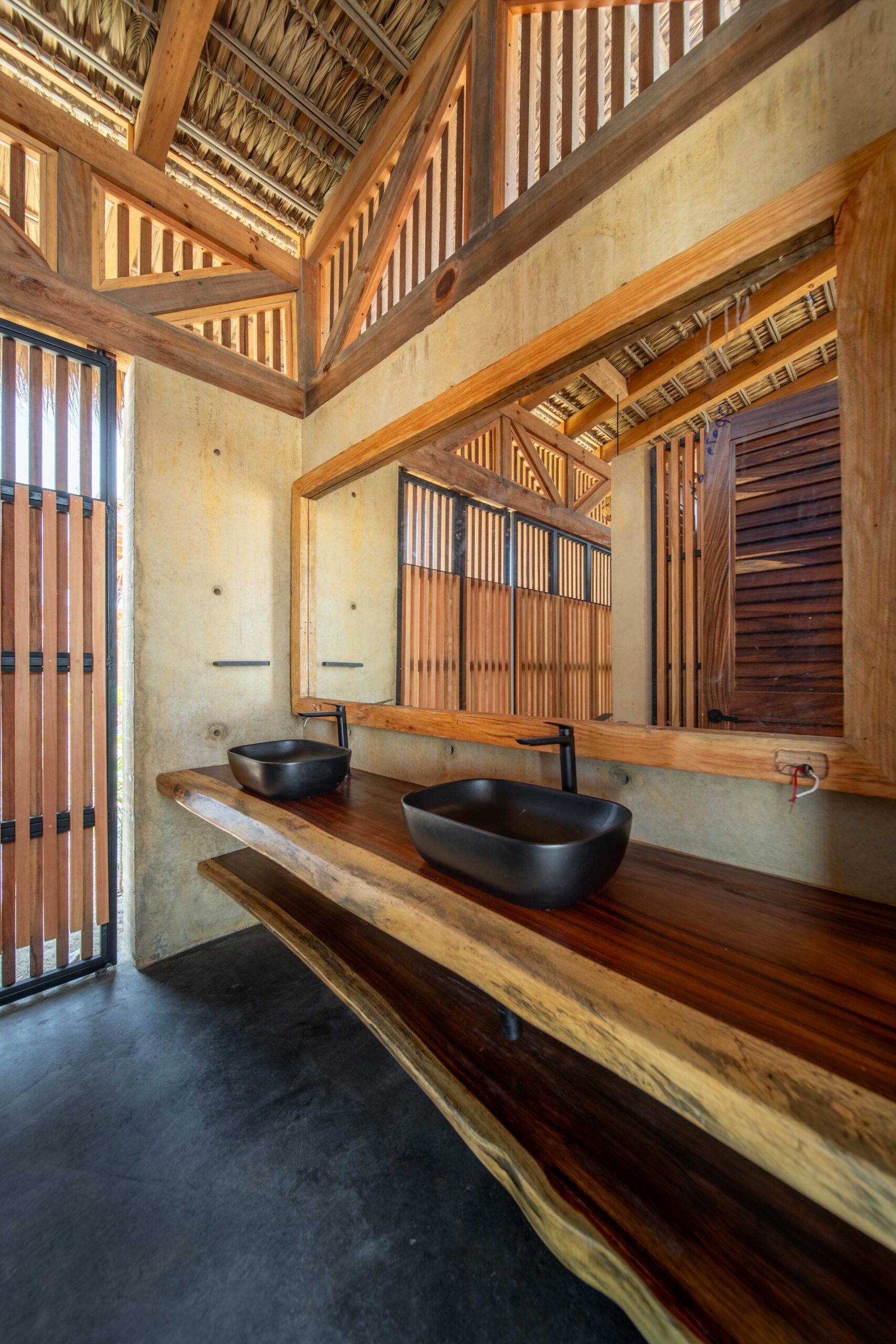 Casas-Escondida-Palmarito-Pochote-Images-5-scaled-1