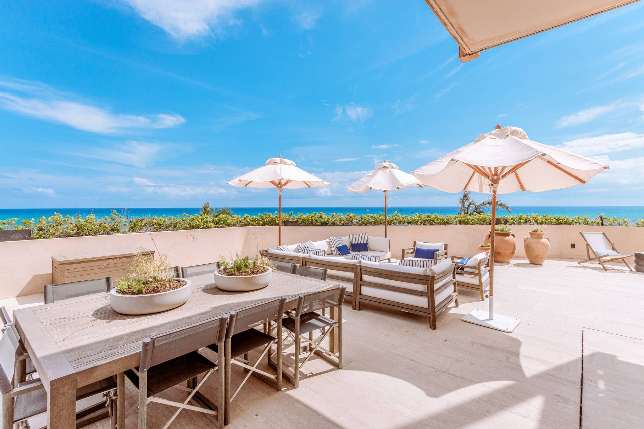 Costa-Residences-Beachfront-1-3B-11