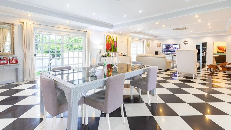 DeWatermark.ai_1746854540268