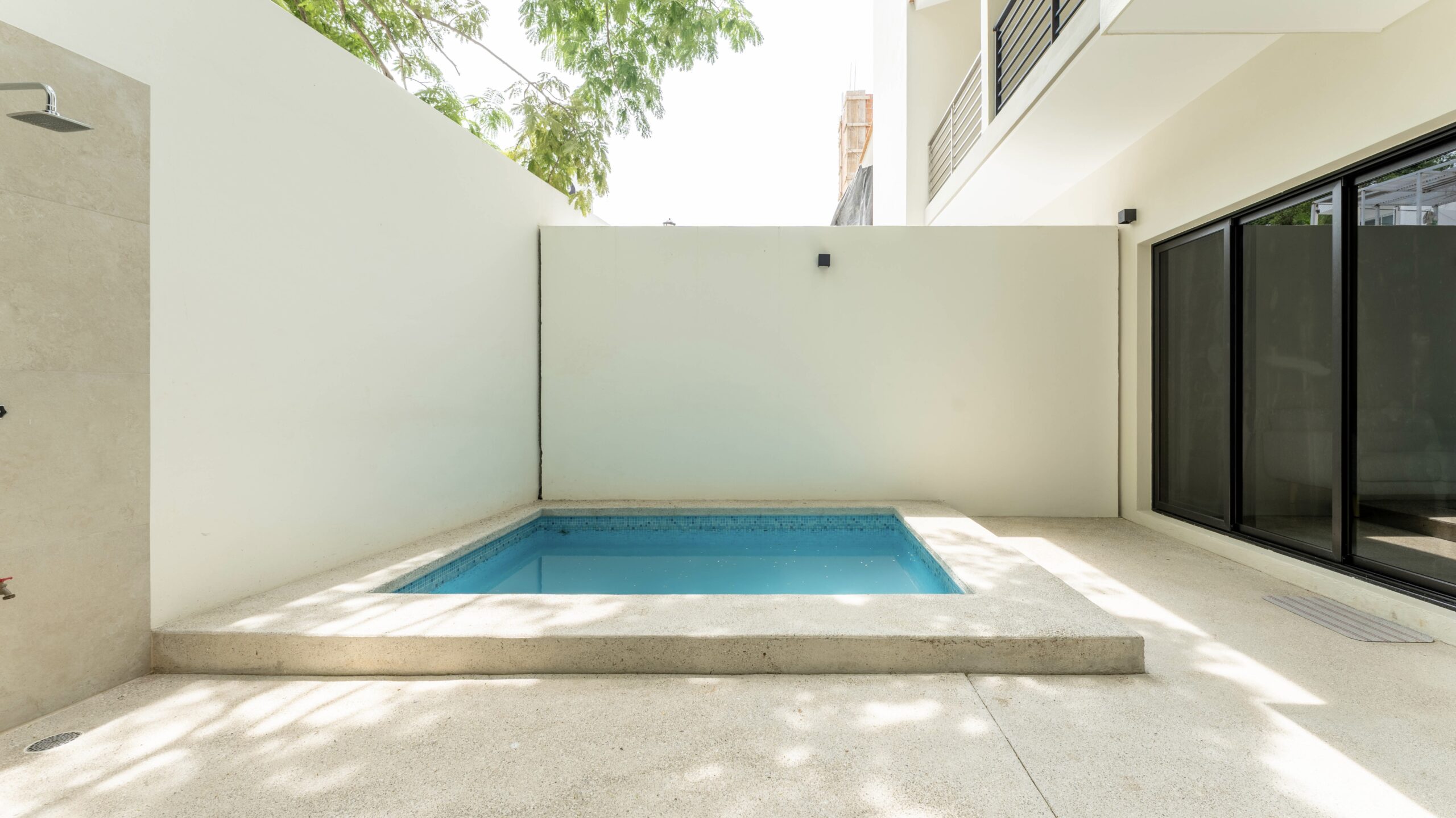 Delonix-Showroom-19-scaled-1