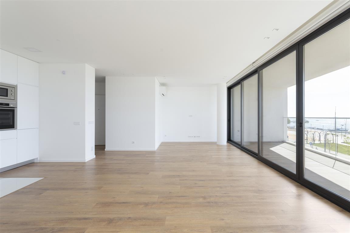 ID21515801-0000-0500-0000-00000facb601