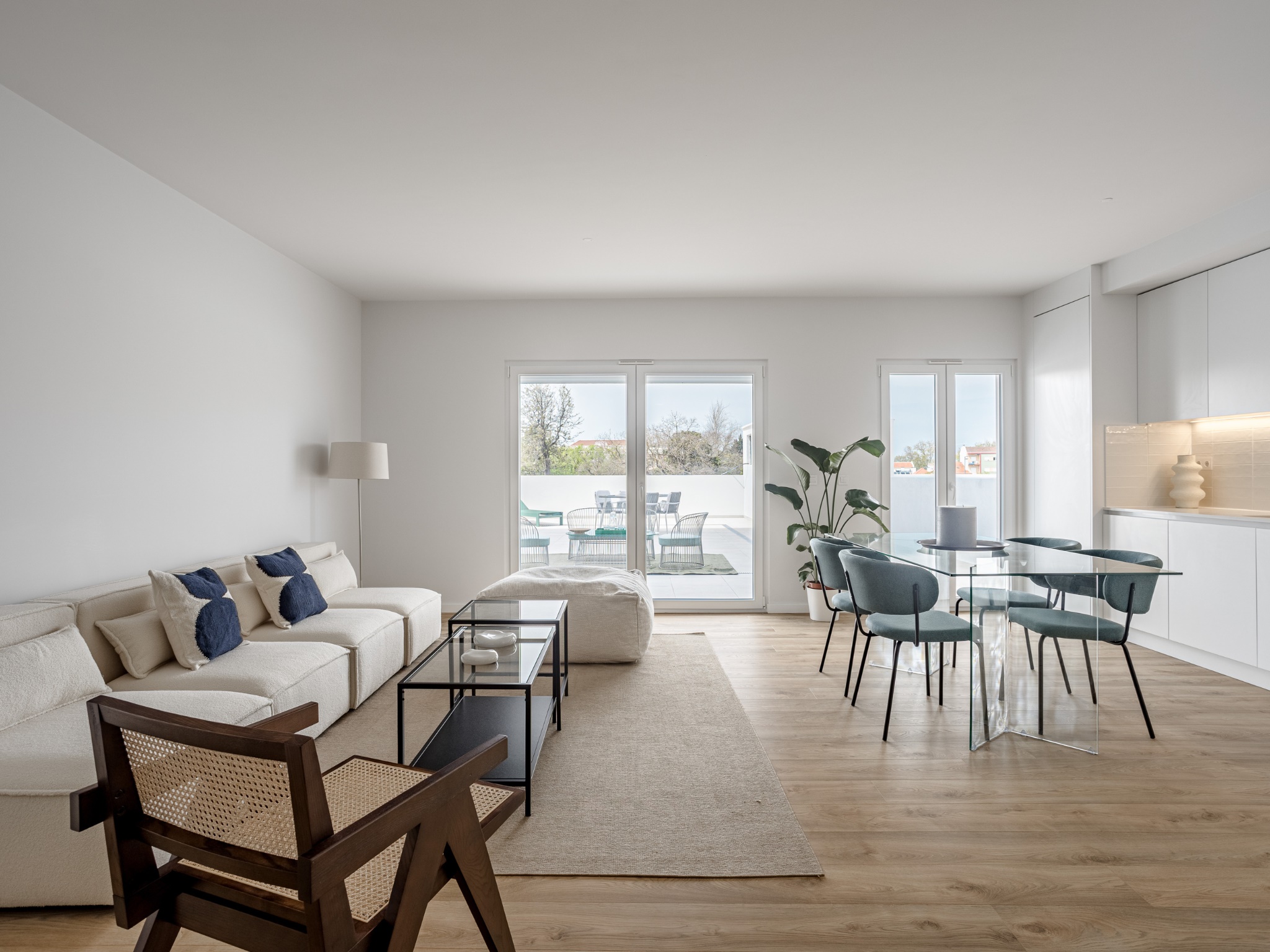 ID2e8a6001-0000-0500-0000-00001637a4b7