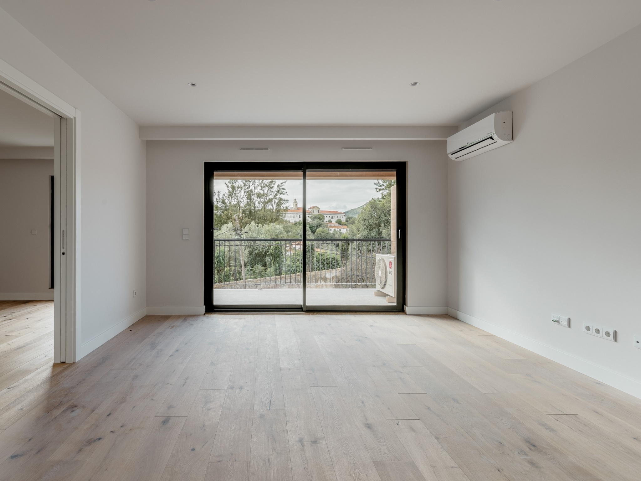 ID7db05f01-0000-0500-0000-00001631ee80