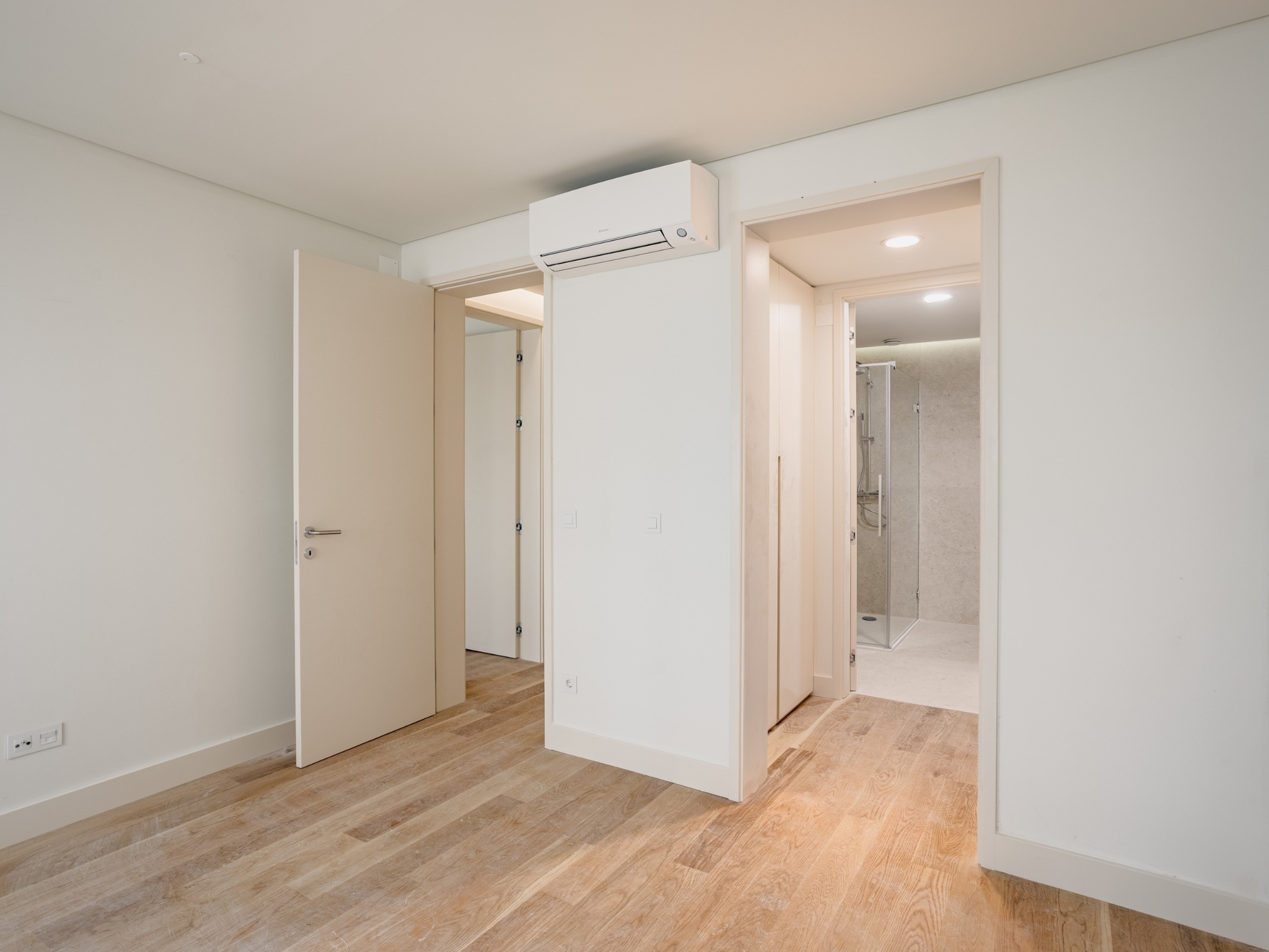 ID80929401-0000-0500-0000-000016f0c802