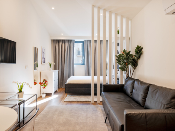 ID83365c01 0000 0500 0000 000014018a12