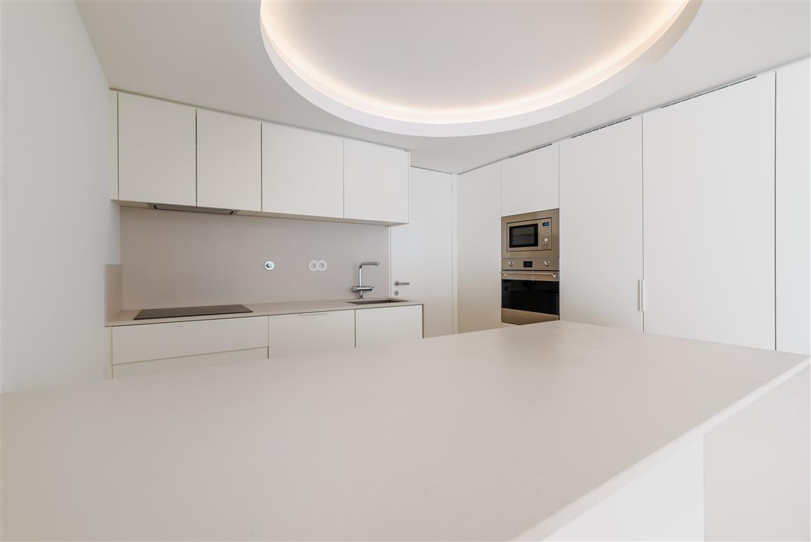 ID95f55501-0000-0500-0000-000014141143