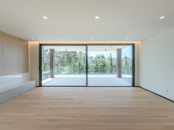 IDcec46c01 0000 0500 0000 000015ce8953 scaled 1