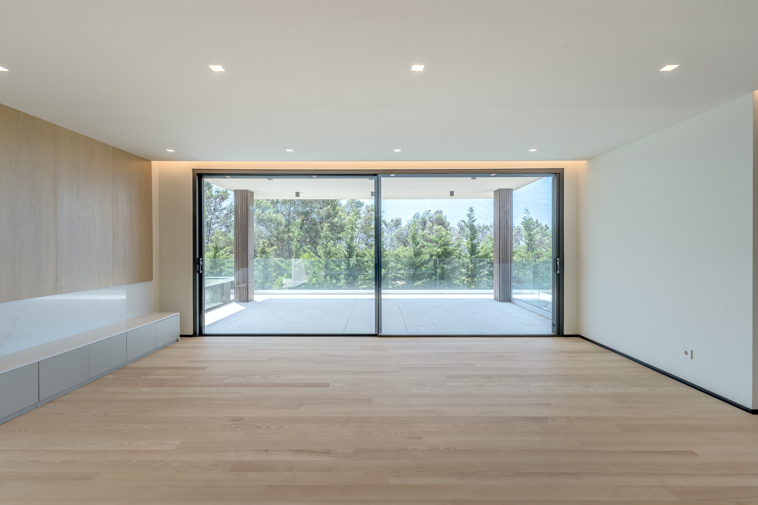 IDcec46c01-0000-0500-0000-000015ce8953-scaled