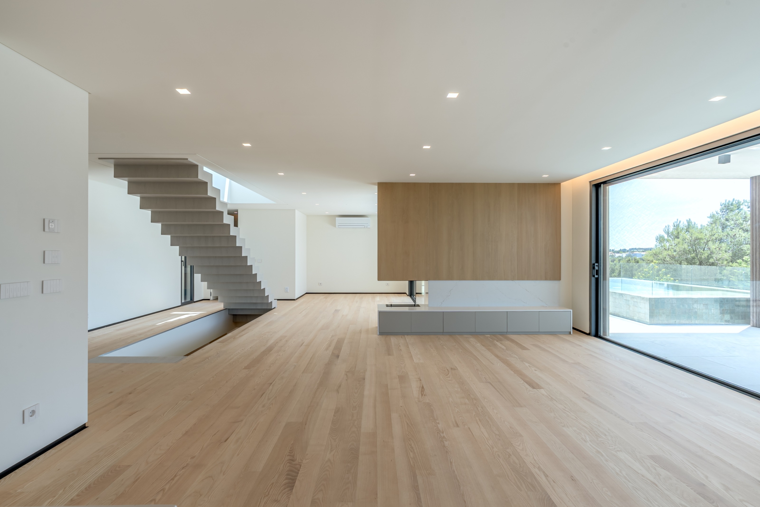 IDcec46c01-0000-0500-0000-000015ce8954-scaled