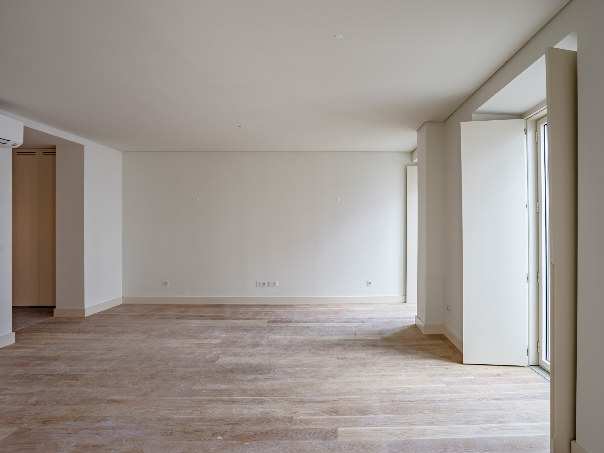 IDd8dd9401-0000-0500-0000-000016f0c9af