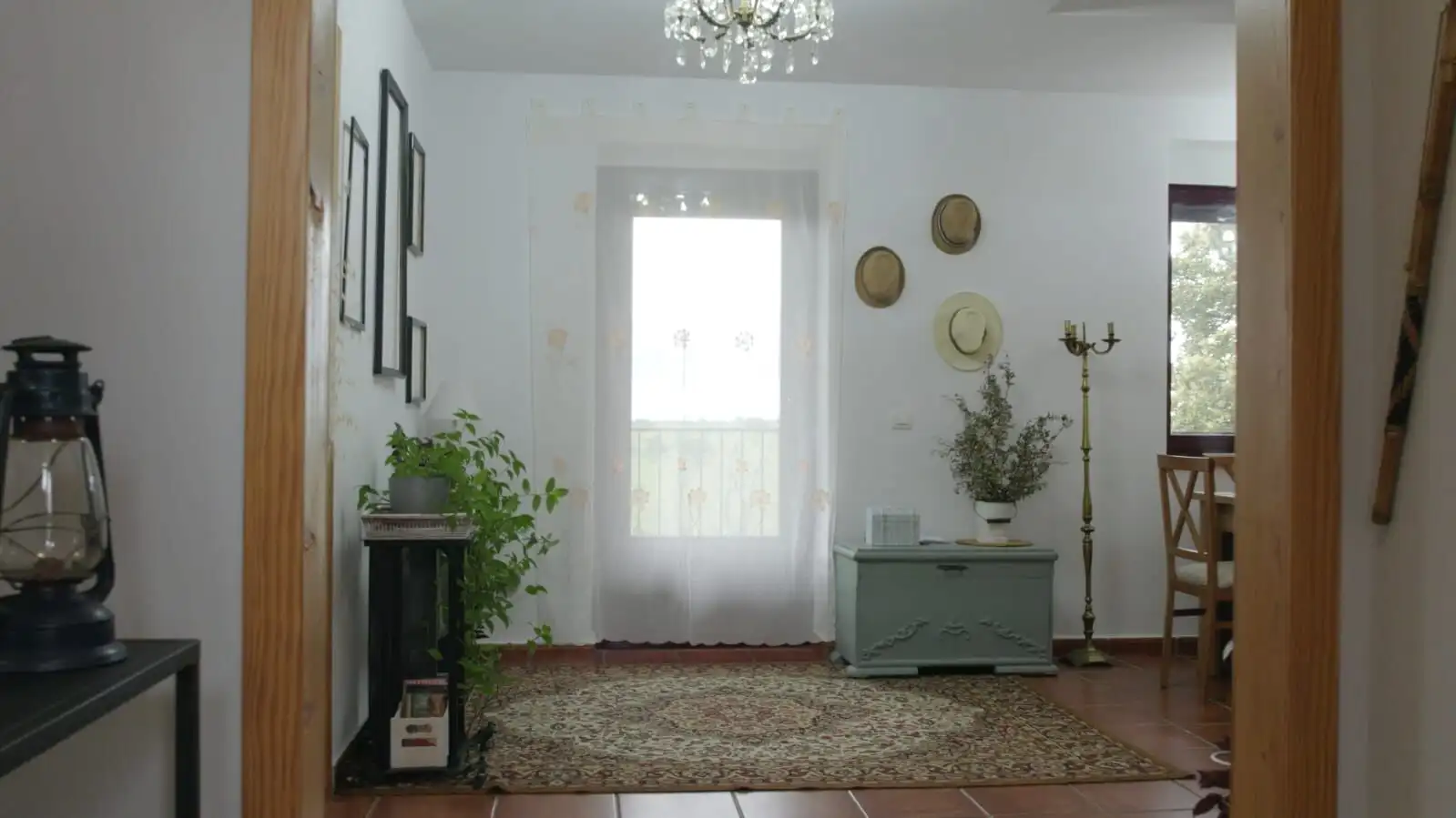 Elegant rustic stone house with charming interior in Salamanca. Perfect for those seeking a peaceful.