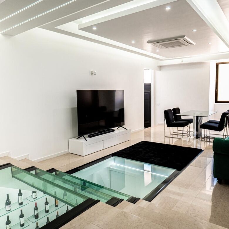 Luxury boutique hotel interior with modern furnishings and stylish decor in Leiria.