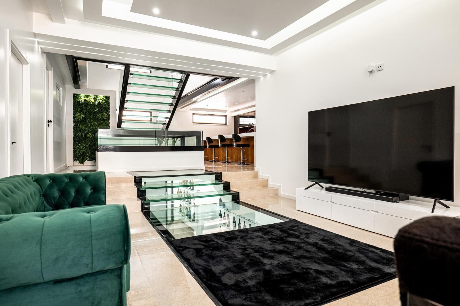 Luxury boutique hotel living room with modern design and stylish furnishings in Leiria.