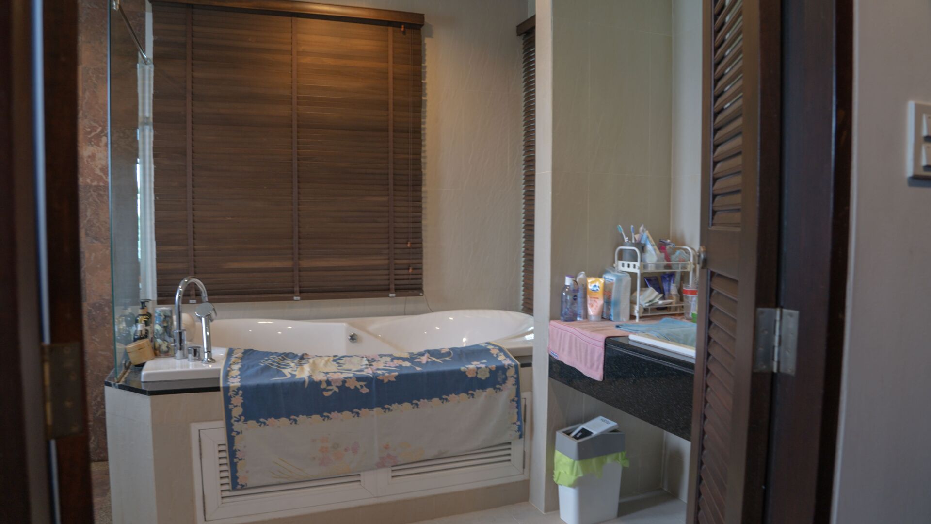 K.Kate-Villa-A7M3-Set-2-18-25