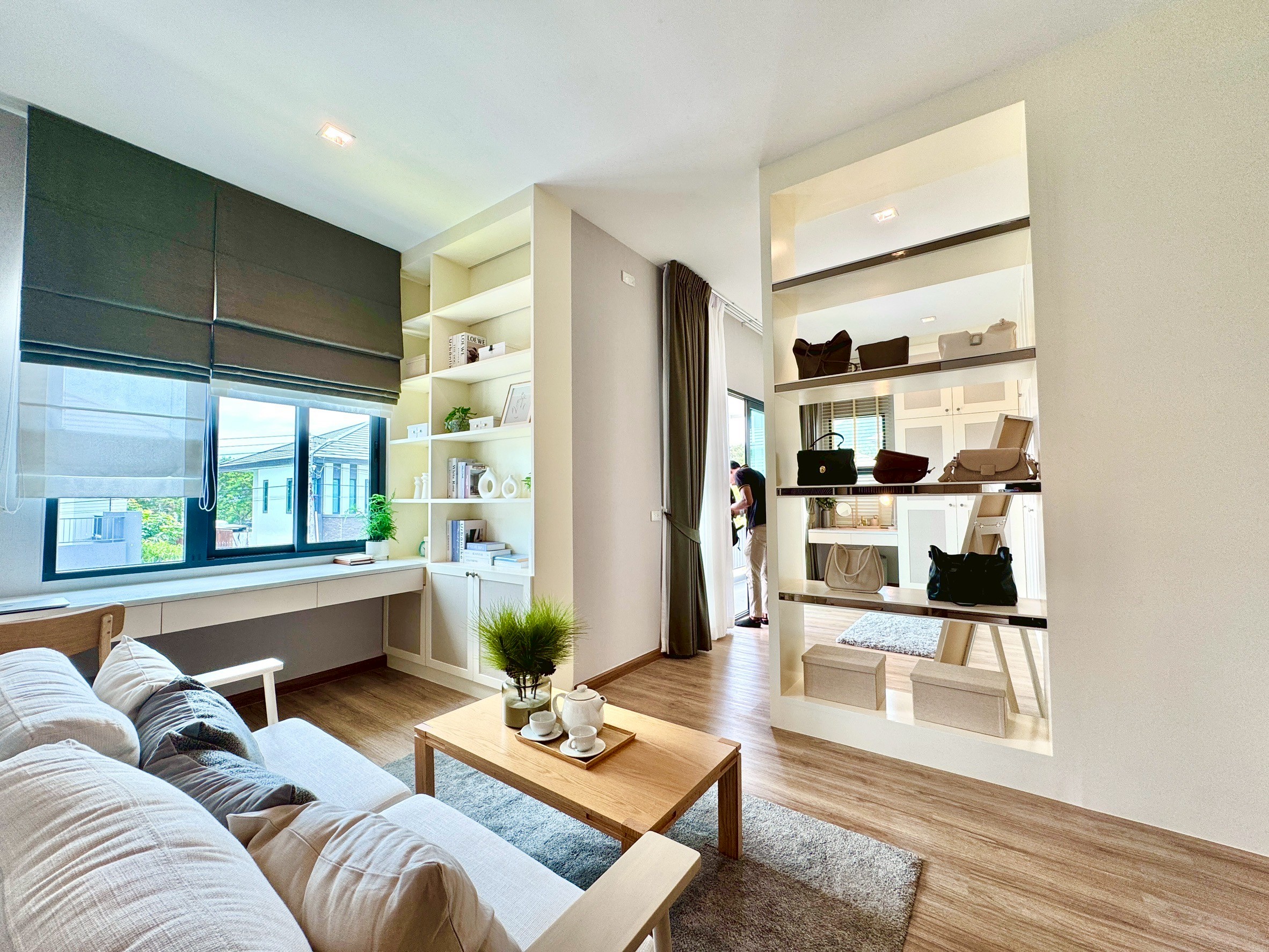 LINE_ALBUM_1092568-BE_250910_13