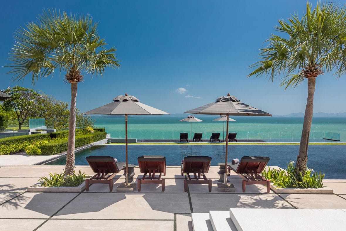 Luxury-Villa-Sawarin-in-Phuket-A-Timeless-Oceanfront-Masterpiece-007