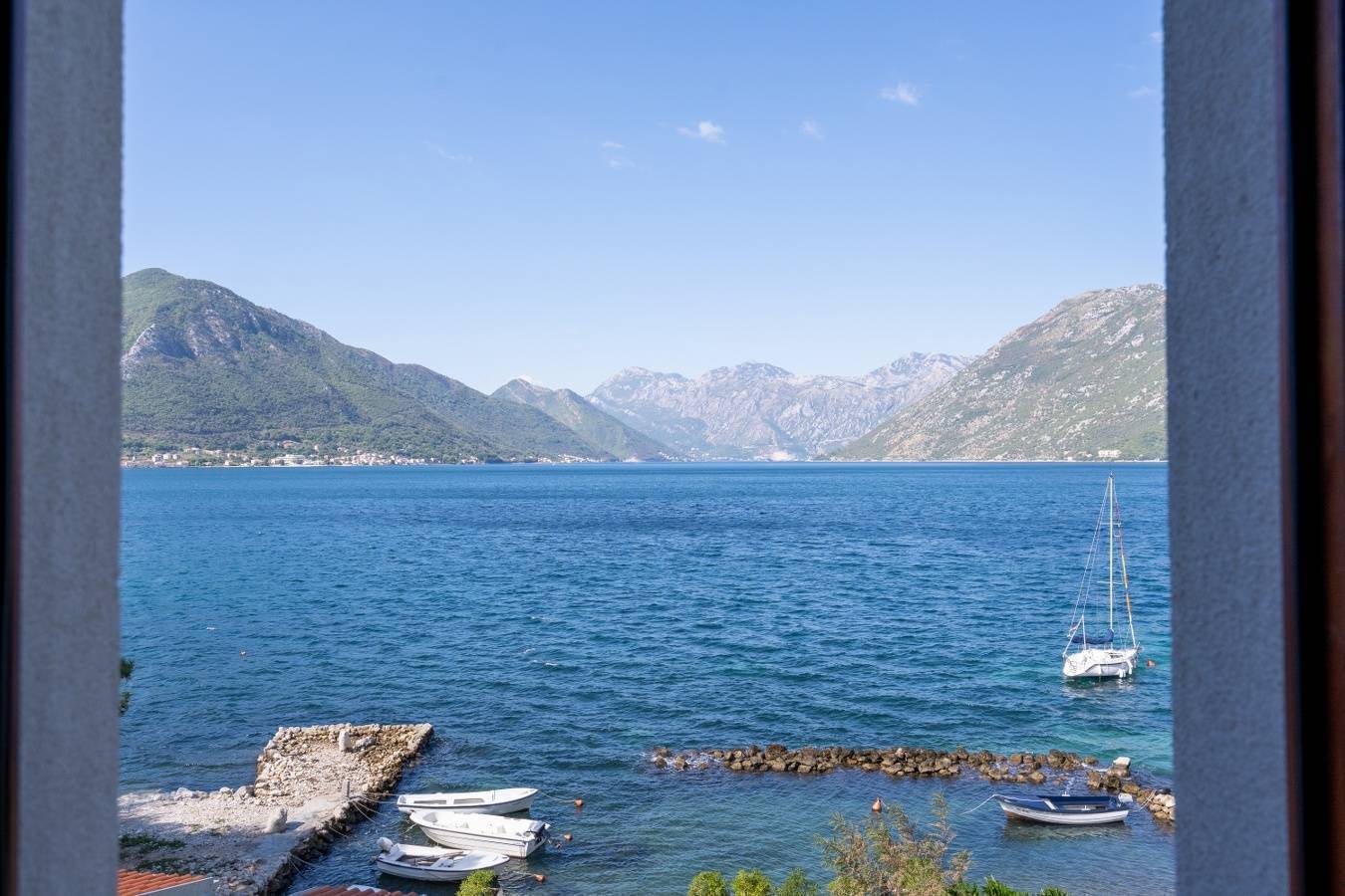 Montenegro-property-for-sale-on-first-line
