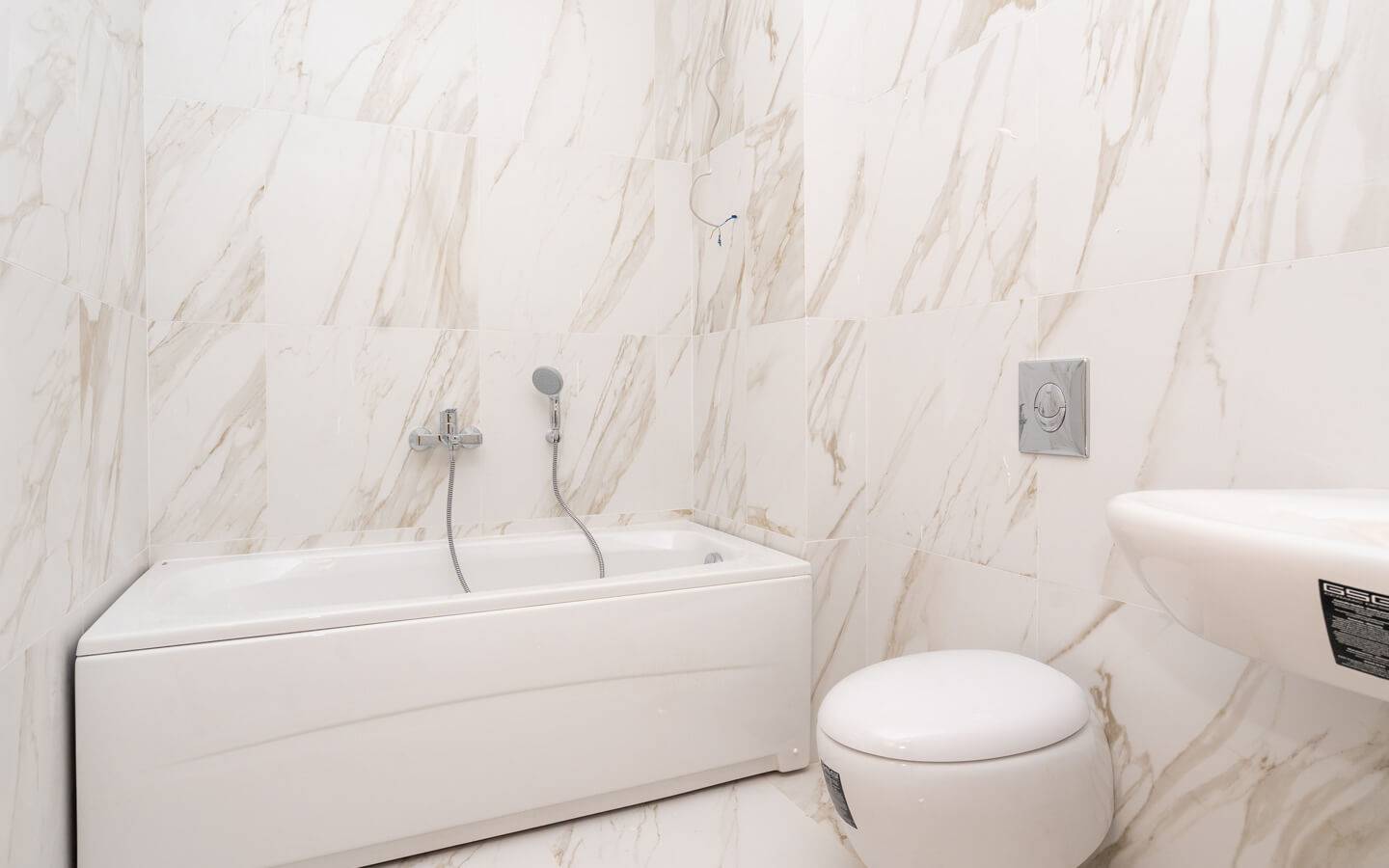 Penthouse-for-sale-in-the-residential-complex-in-Dobrota-in-Kotor-municipality-13