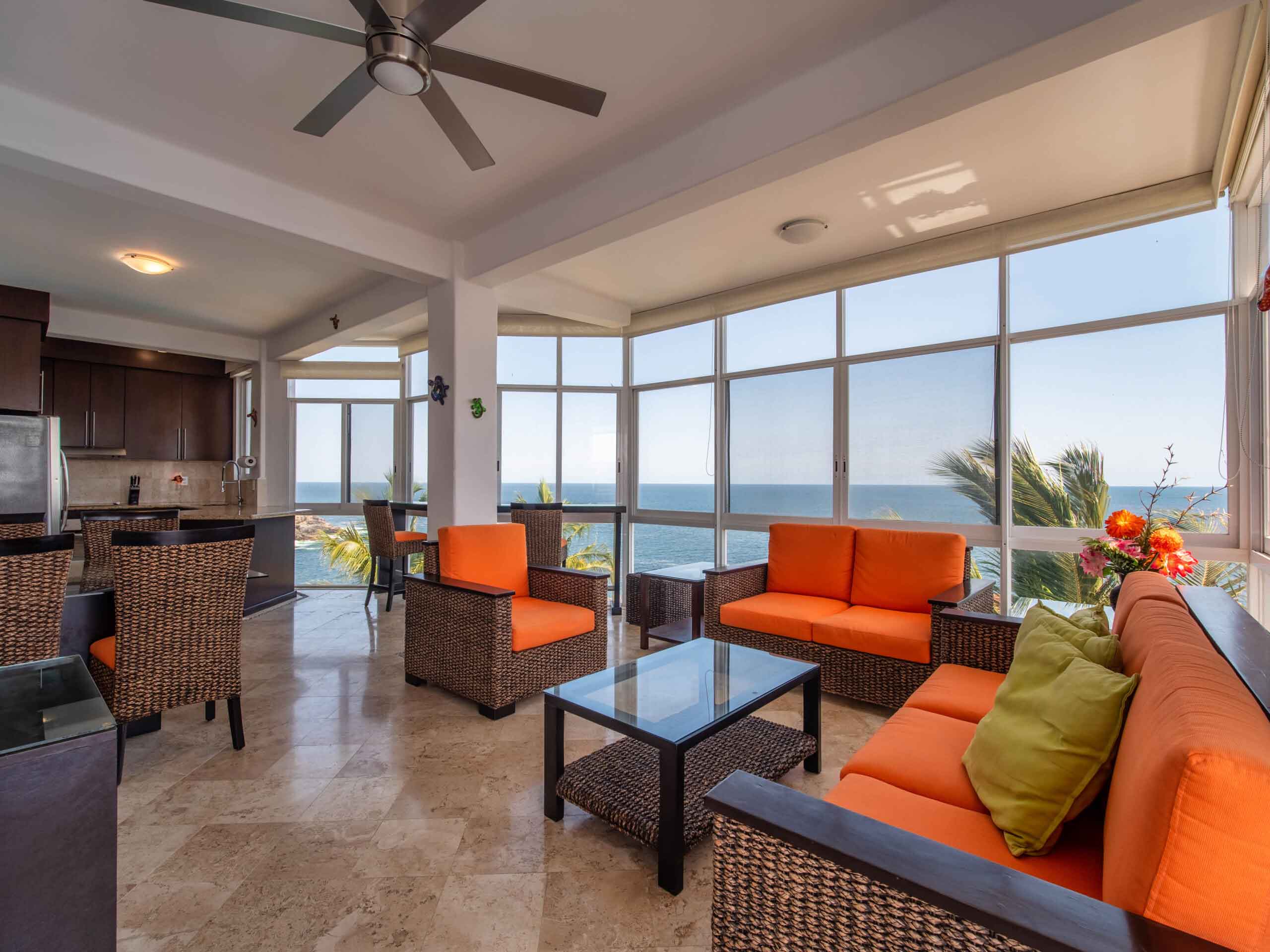 Viewpoint-201-Listing-16-scaled-comp