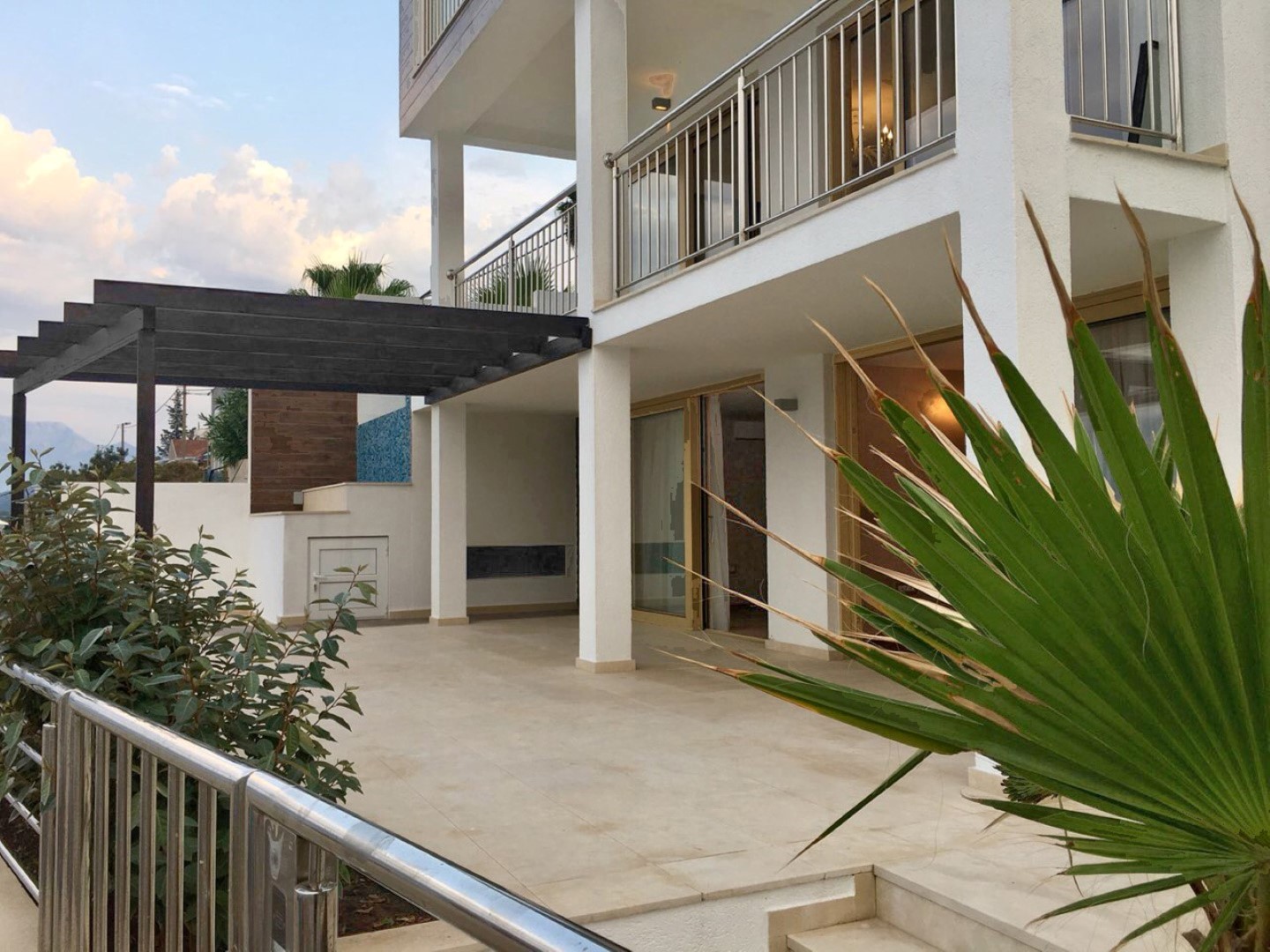 Vila-for-sale-in-Tivat-MOntenegro-4