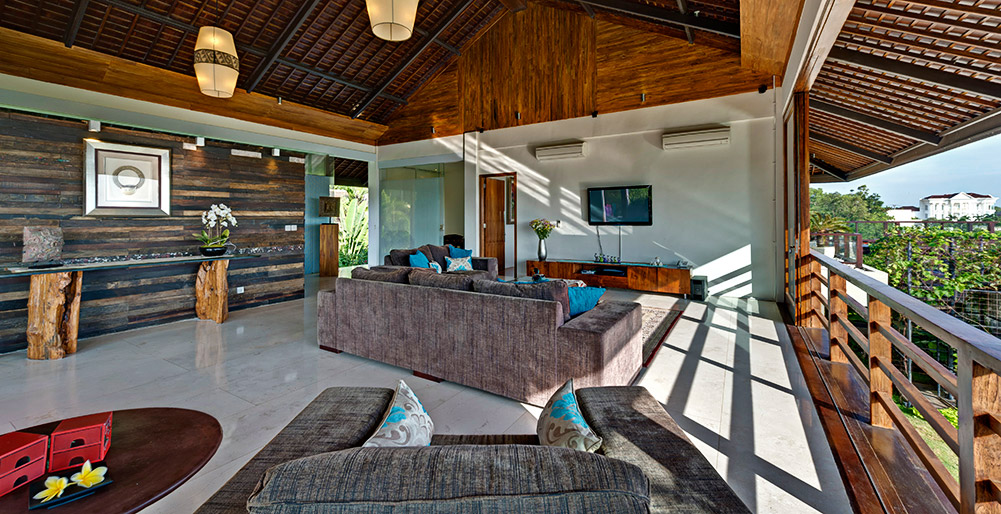 Villa-9-Upstairs-open-living