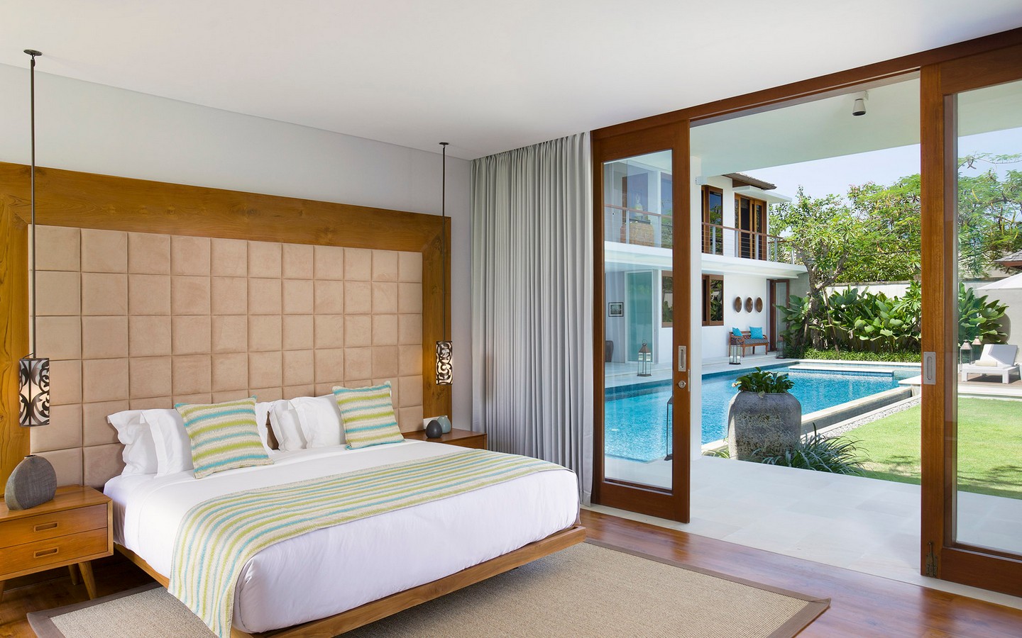 Villa-Cendrawasih-Downstairs-guest-bedroom-one-1