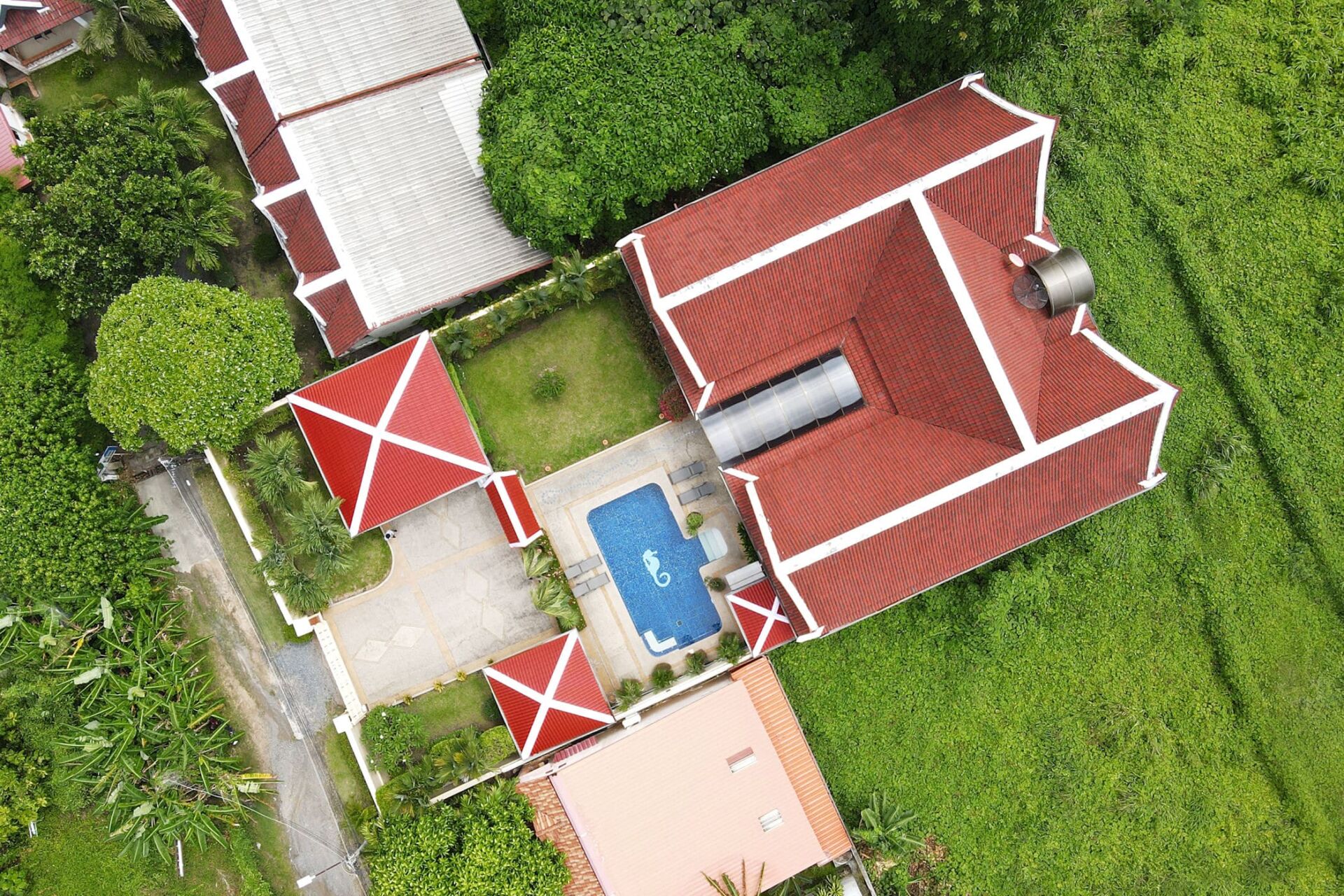 Villa-Felicity-01-Bird-Biew-01