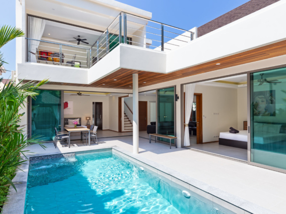 Villa Mika 1 Pool 05