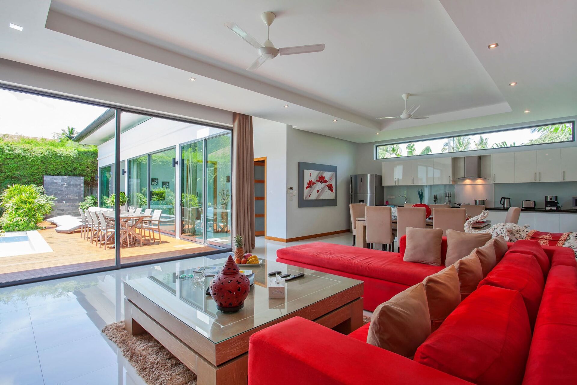 Villa-Tangerine-3-Livingroom-01