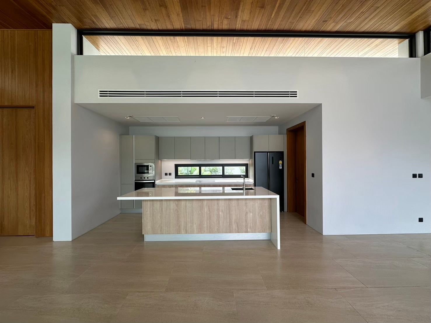 WhatsApp-Image-2025-04-28-at-12.31.41