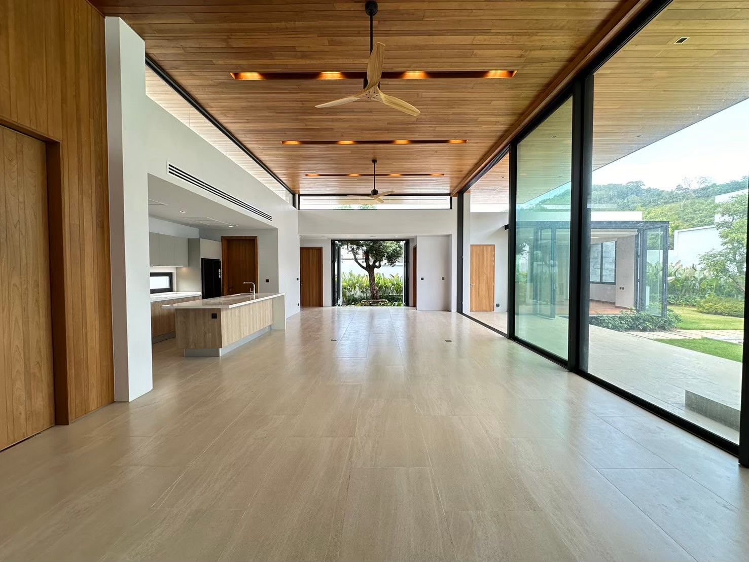 WhatsApp-Image-2025-04-28-at-12.31.42