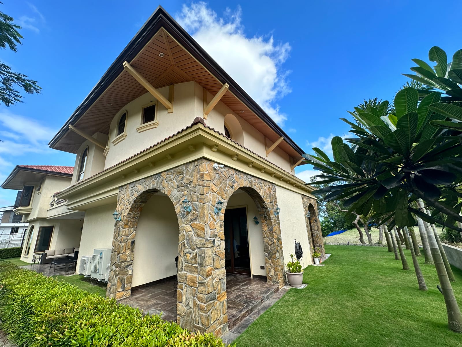 WhatsApp-Image-2025-08-21-at-12.04.07_9fe0d561-1