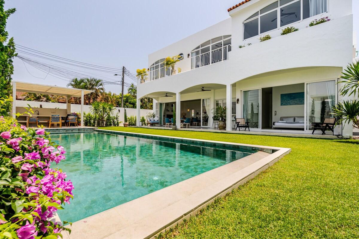 WhatsApp-Image-2568-05-12-at-18.09.13-17