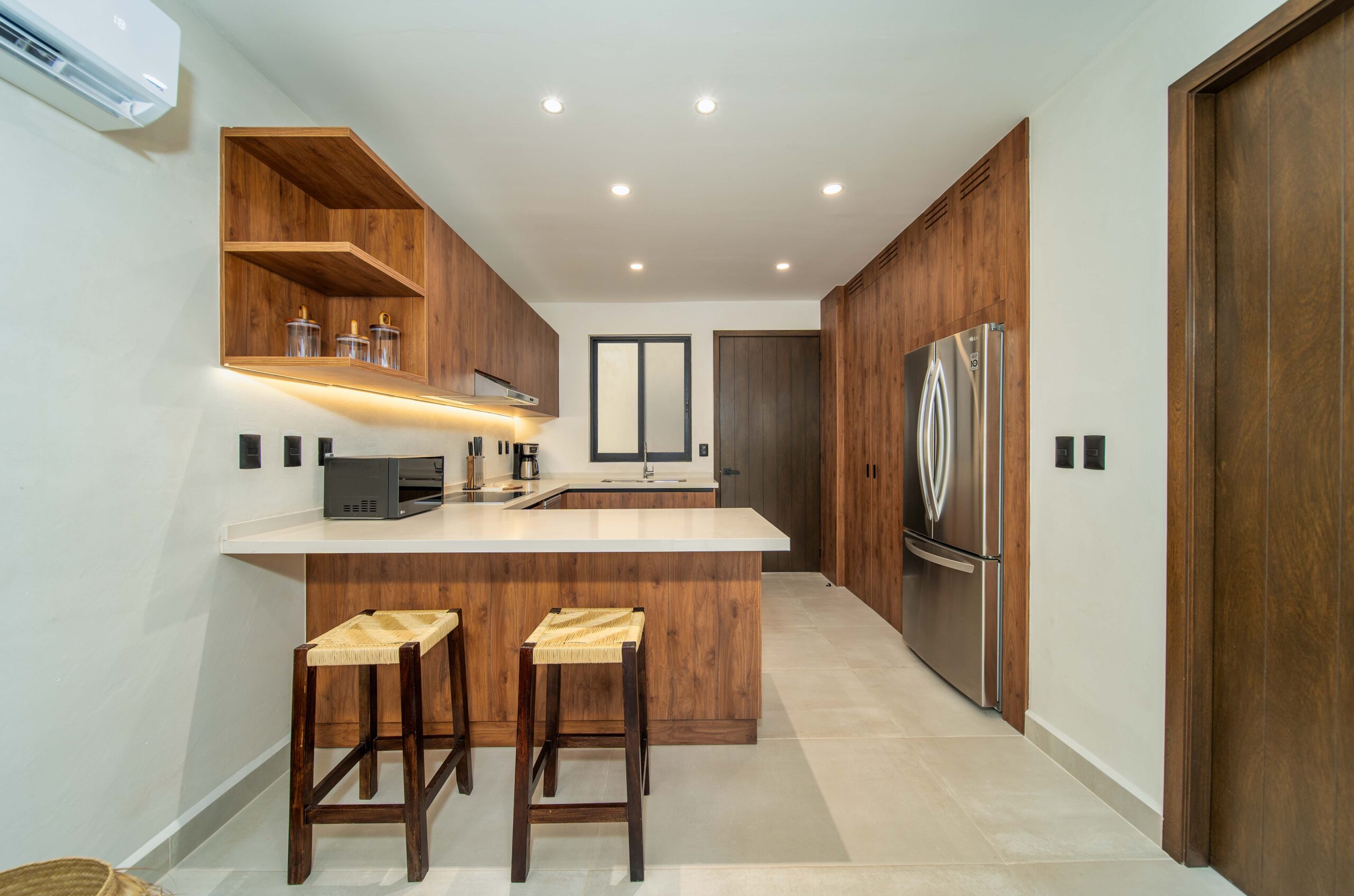 Ziba-Condo-WEB-1002-scaled-1