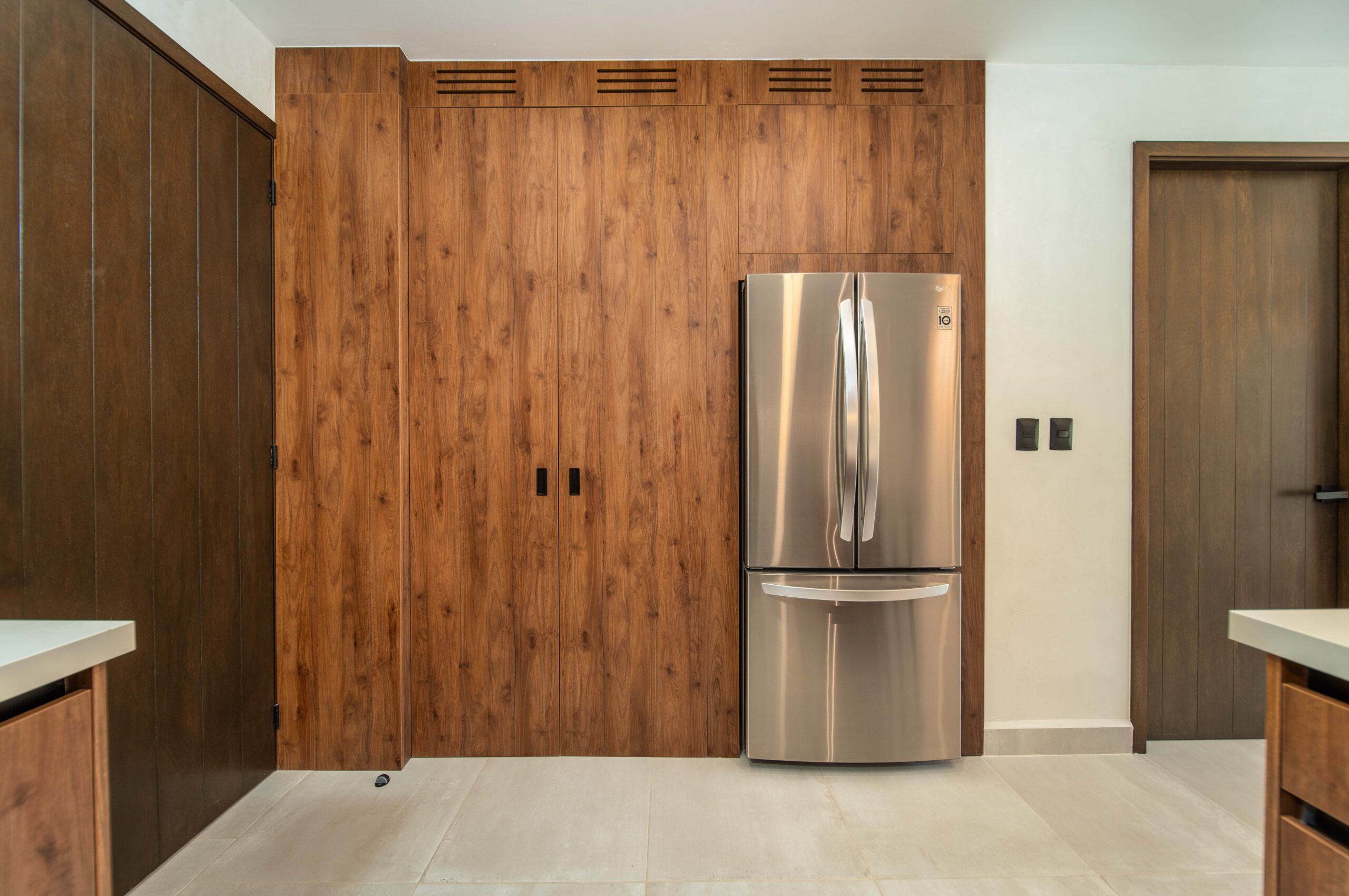 Ziba-Condo-WEB-1007-scaled-1