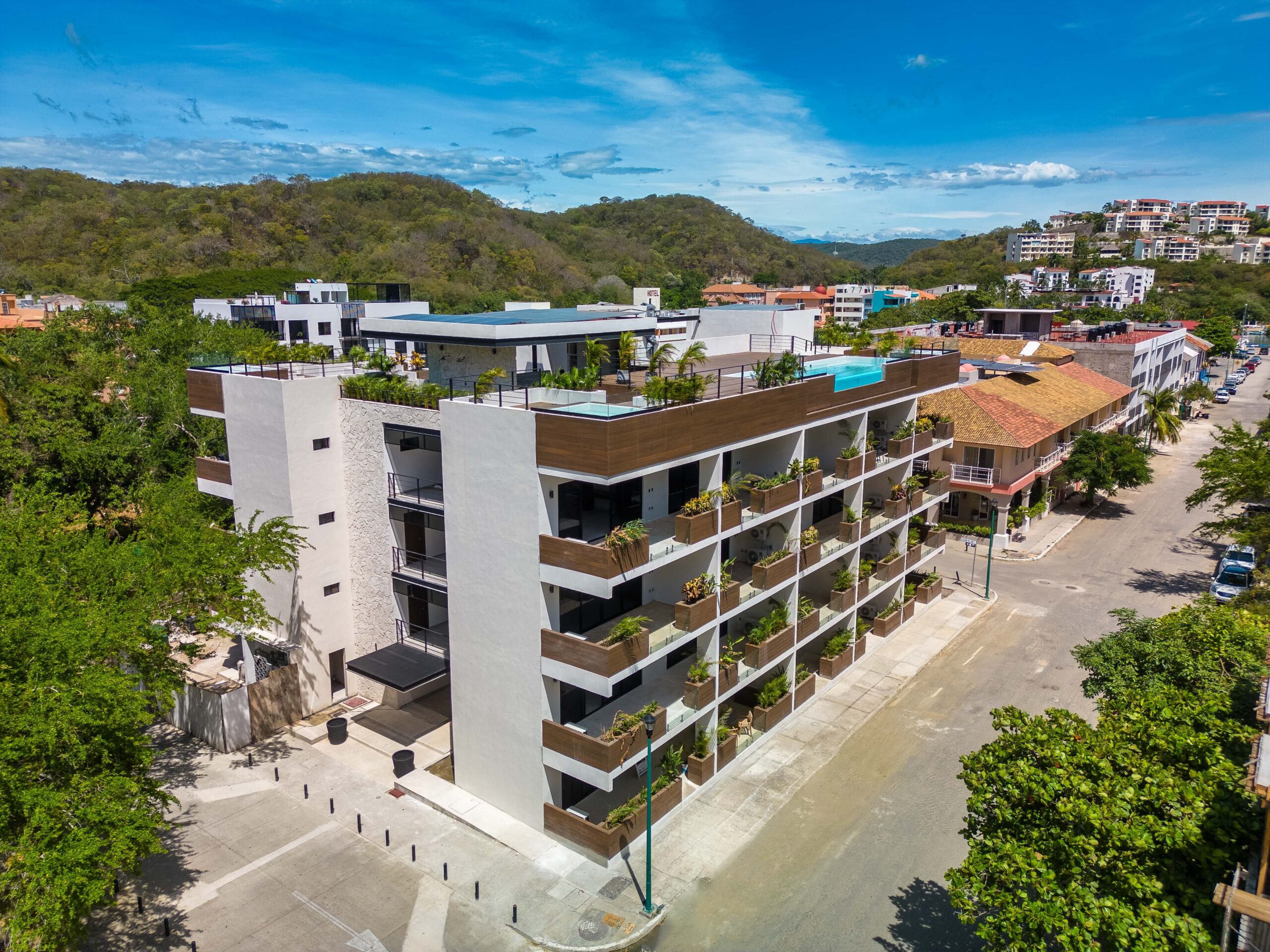 Ziba-Condo-WEB-1029-scaled-1