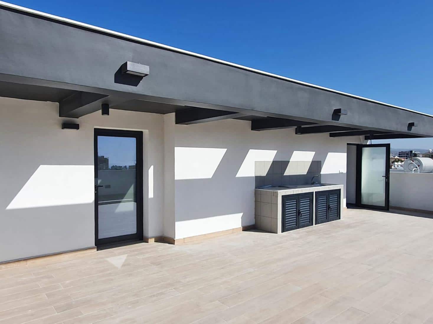 a5513800-ea9d-4839-b5b6-04a9238ae7de-copy-large