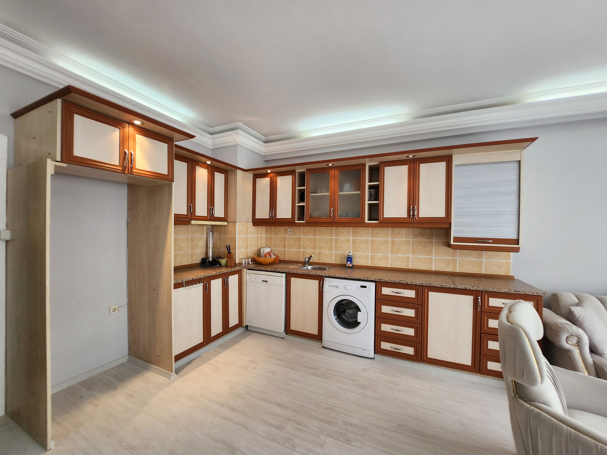 alanya-saray-exterior-3-2-scaled