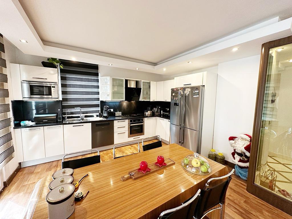 alanyya-carsi-interior-4