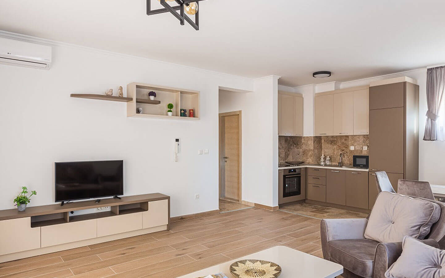 apartment-for-sale-in-budva-montenegro-przno-6-astra-real-estate-agency-1