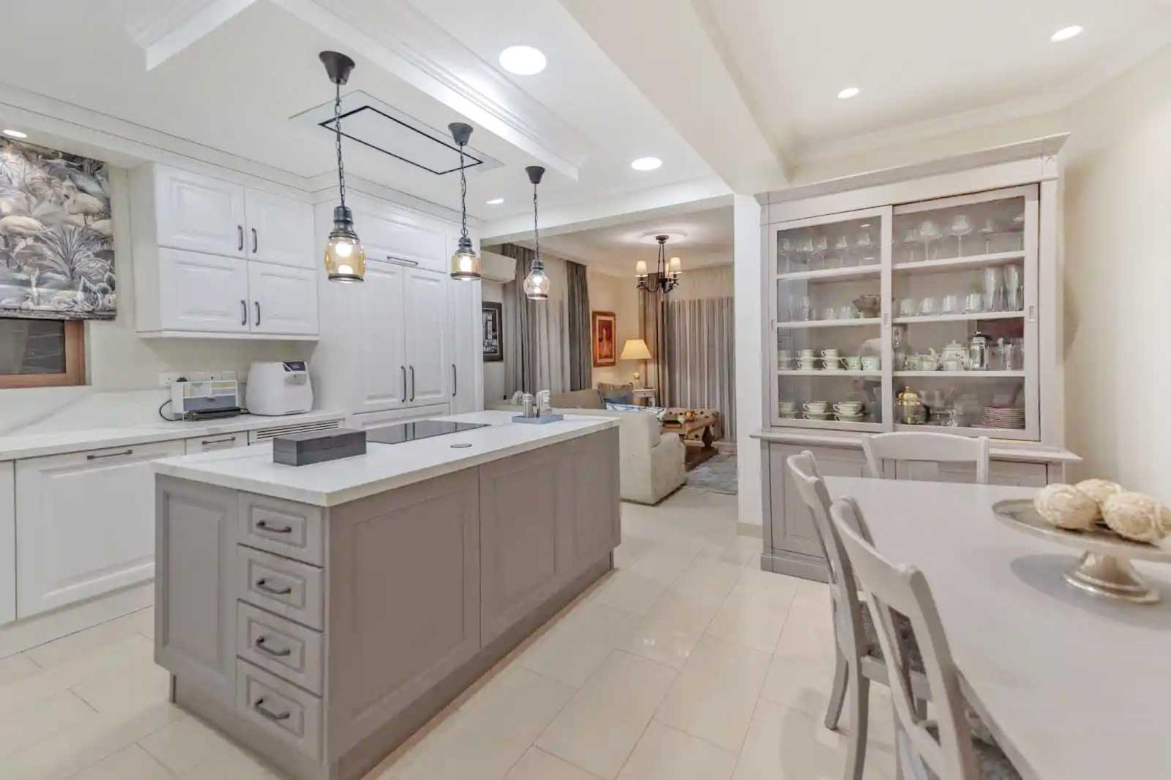 b0eca0757382b537b1ead517761ea787-copy-large