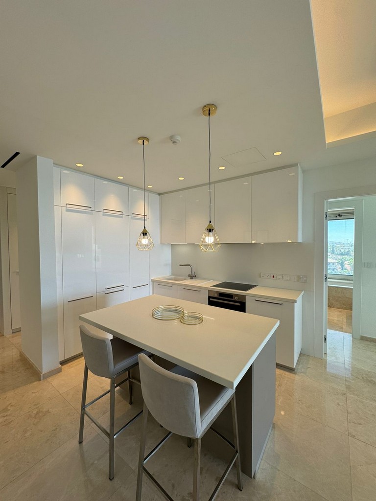 beachfront-2-bedroom-apartment-for-sale-in-limassol-18