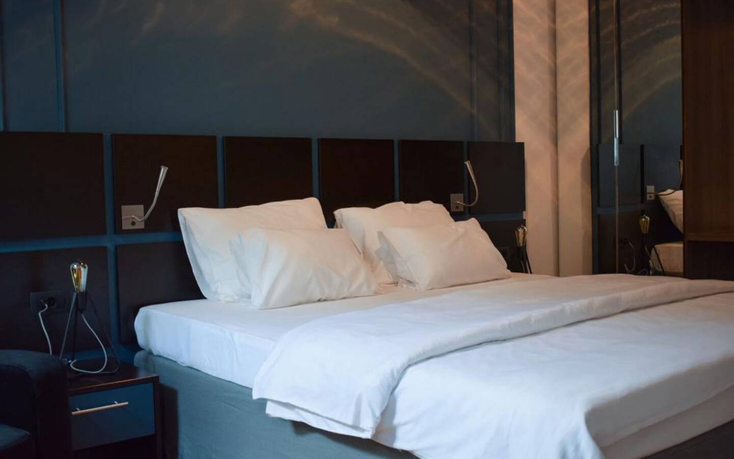 commercial-placemini-hotel-for-sale-in-the-heart-of-the-old-town-of-kotor-1