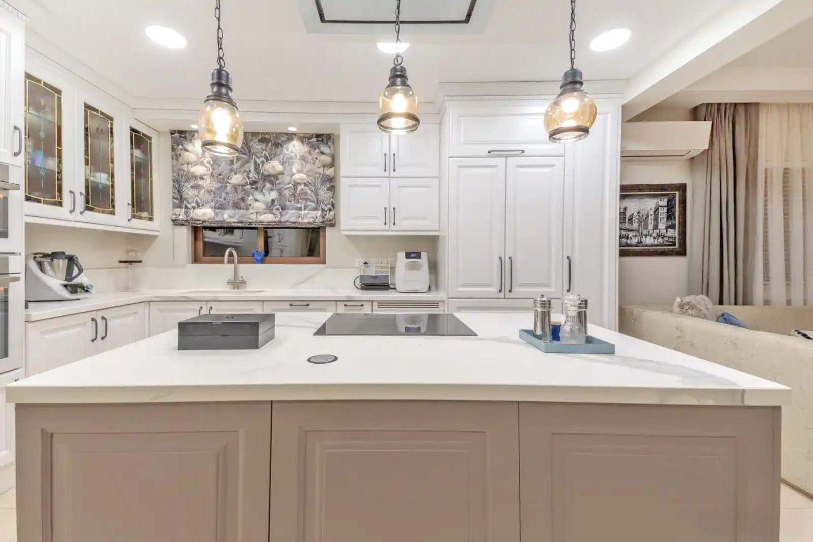 e486ebadea6c94d5eae0e9590d50ef9d-copy-large