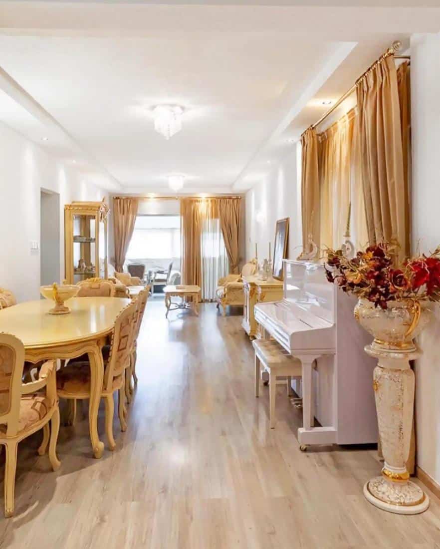 ee73a15e9cf438bc0b8a359980e587f9-1-copy-2-large