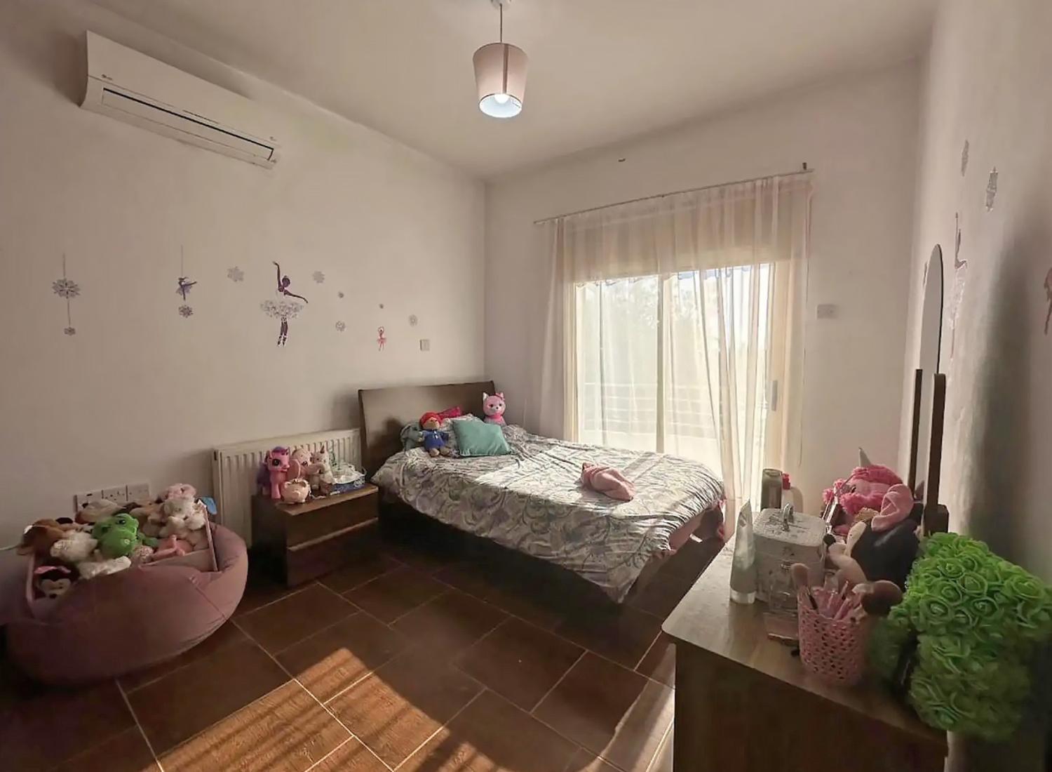 f30d2912e37bf6168608317278641dbd-copy-large