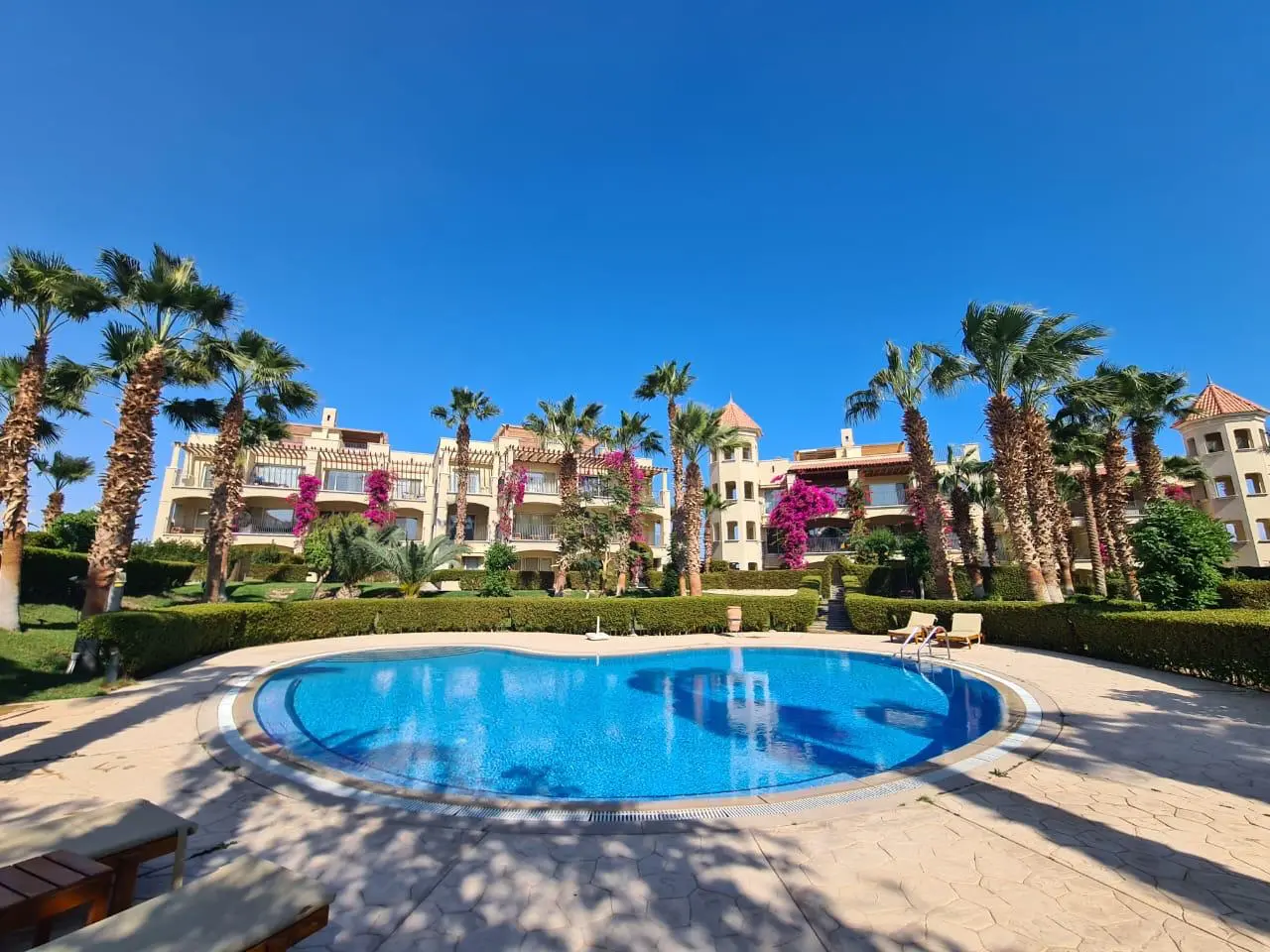 f36c84a0-f4b5-4d81-8c1e-e38844518979-1