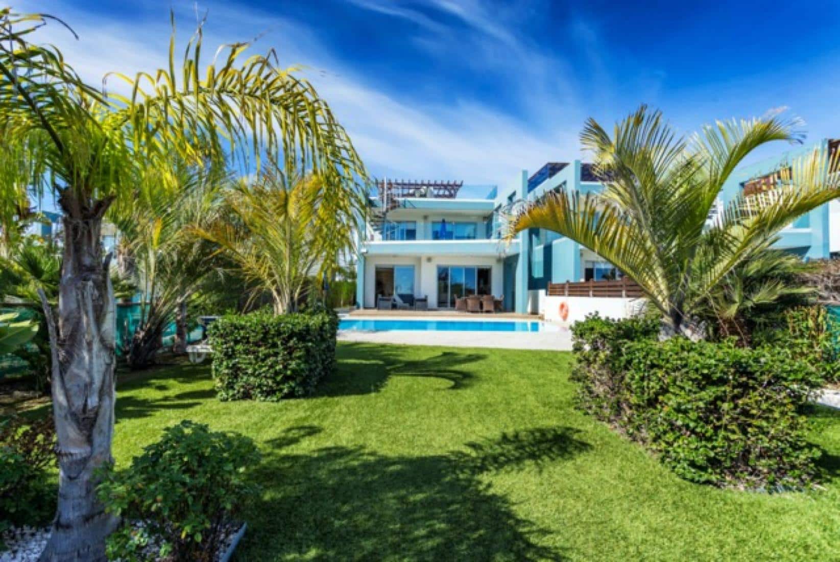 faros-luxuryapartments-7-medium-large